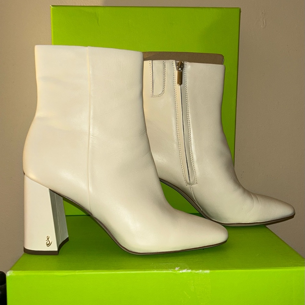 SAM EDELMAN squared toe Codie Ankle Bootie.